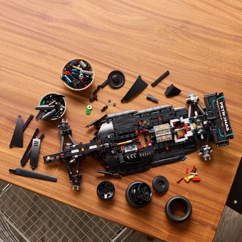 LEGO Technic 42171 Mercedes-AMG F1 W14 E Performance, schaal 1:8, 1642 stukken, 18+
