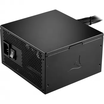 550W Sharkoon Rebel P10 550 Watt (zwart, 5x SATA, 2x PCIe, ATX 3.1, 550 Watt, 550 Watt)