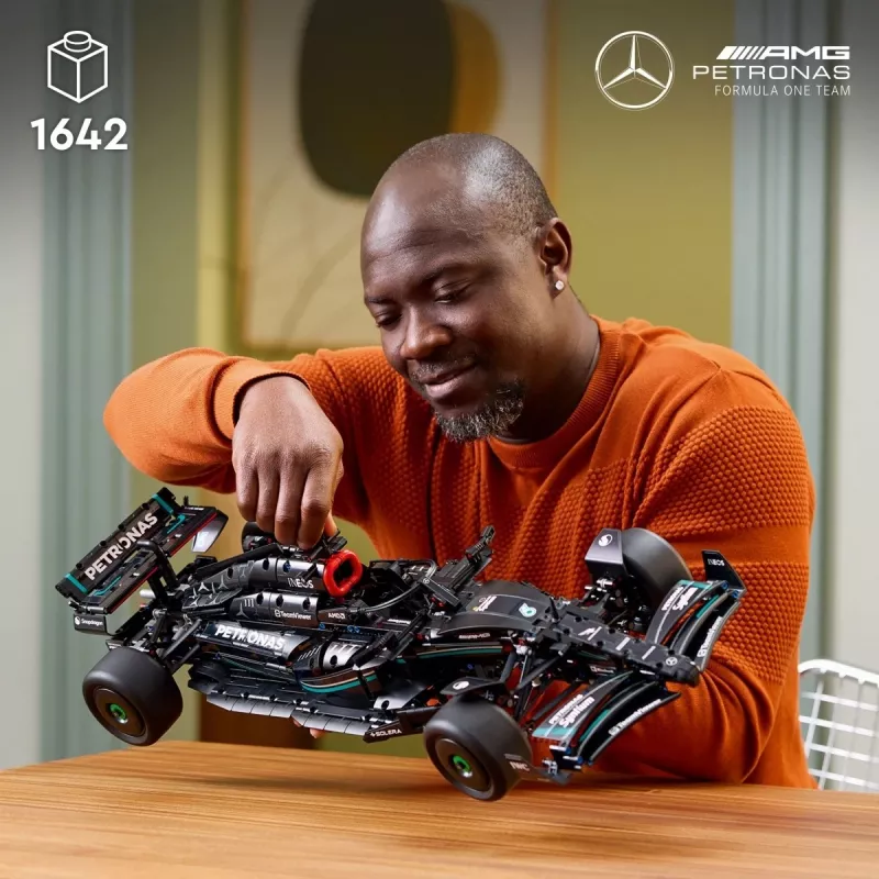 LEGO Technic 42171 Mercedes-AMG F1 W14 E Performance, schaal 1:8, 1642 stukken, 18+