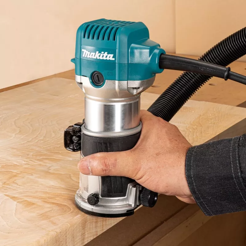 Elektrische frees- en trimmer 710W Makita RT0702C