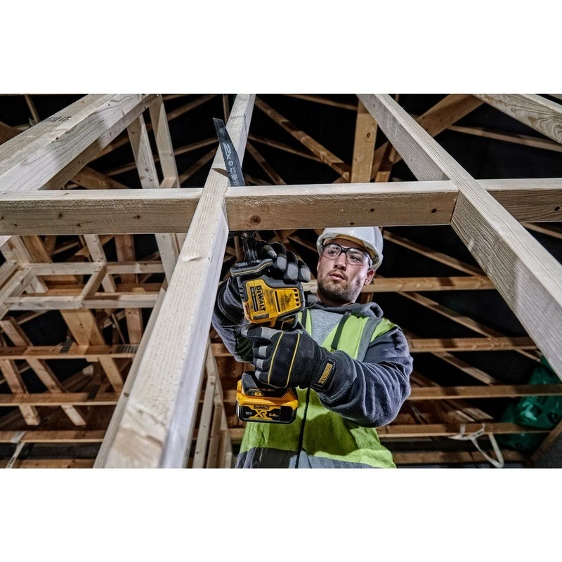 DeWALT DCS369NT-XJ reciprozaag 2800 spm zwart, geel