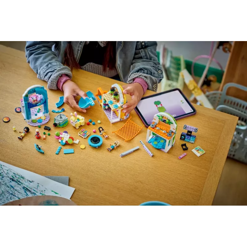 LEGO FRIENDS 42686 Leuke indoorspeeltuin