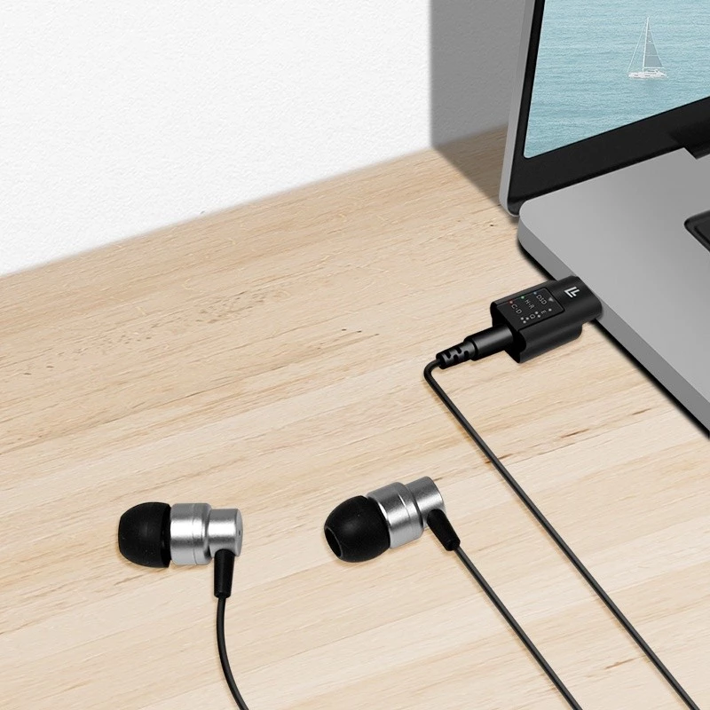 LogiLink USB-C DAC audio-adapter. USB-C/M naar 3.5 Mm/F. zwart