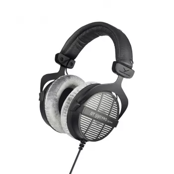 Studio-hoofdtelefoon Beyerdynamic DT 990 PRO 250 Ω — gesloten, omsluitend, bedraad, 3 m kabel, 96 dB, 5–35 kHz