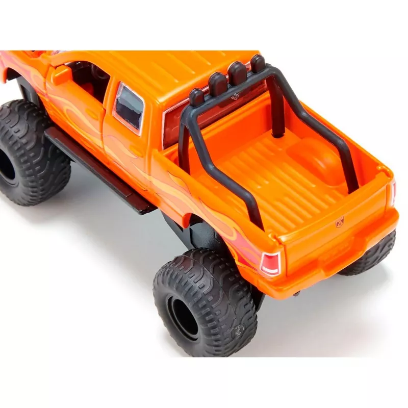 Siku RAM1500 met ballonbanden pickup-model voorgemonteerd 1:50