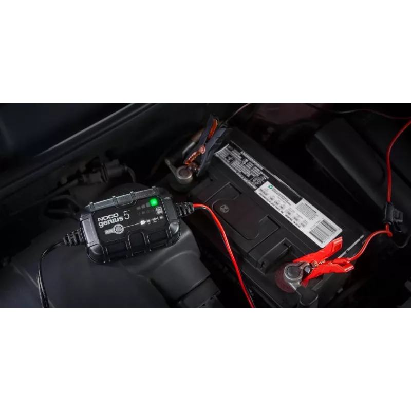 NOCO GENIUS5 5A acculader voor 6V/12V-accu's met onderhouds- en desulfateringsfunctie