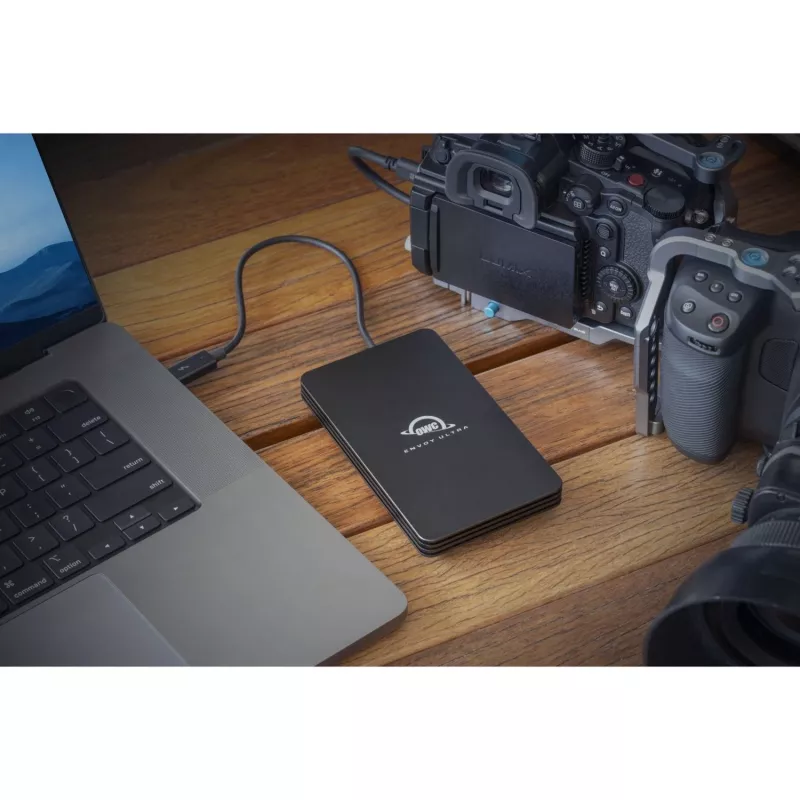 OWC Envoy Ultra - SSD - 2 TB - extern (draagbaar) - M.2 NVMe (M.2 NVMe) - Thunderbolt 5 (USB-C-aansluiting) - zwart (OWCTB5ENVU02)