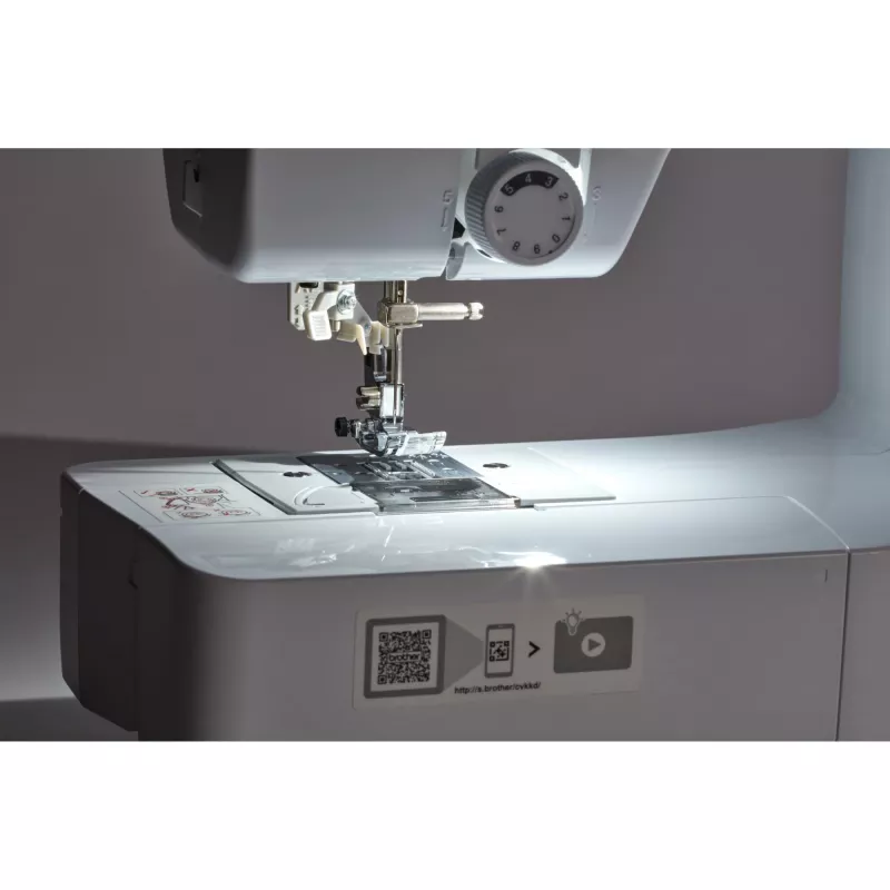 Brother CS10s computergestuurde naaimachine elektrisch