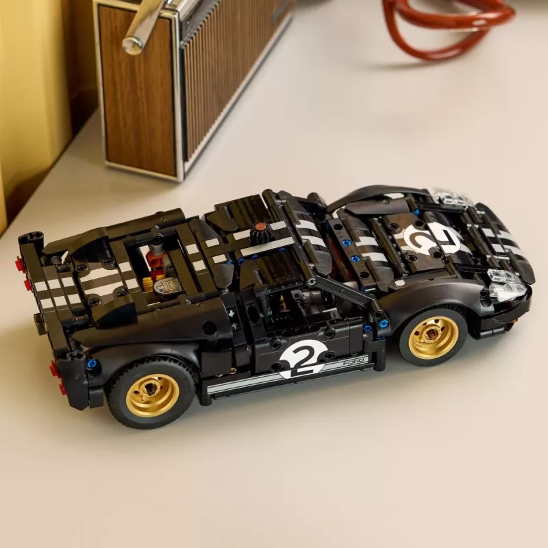 LEGO TECHNIC 42223 1966 Ford GT40 MKII racewagen