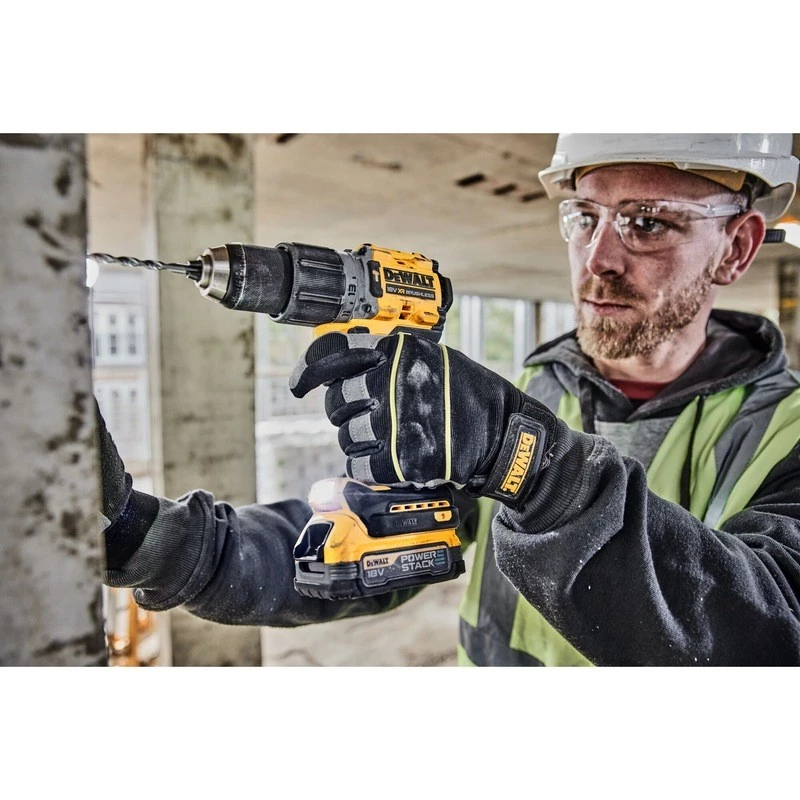 Pistoolgreepboormachine DeWalt DCD805NT-XJ — 18 V borstelloos, 2000 t/min, 90 N·m, 13 mm boorhouder, 1,34 kg