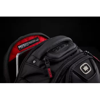OGIO rugzak RENEGADE RSS BLACK PINDOT P/N: 111071_317