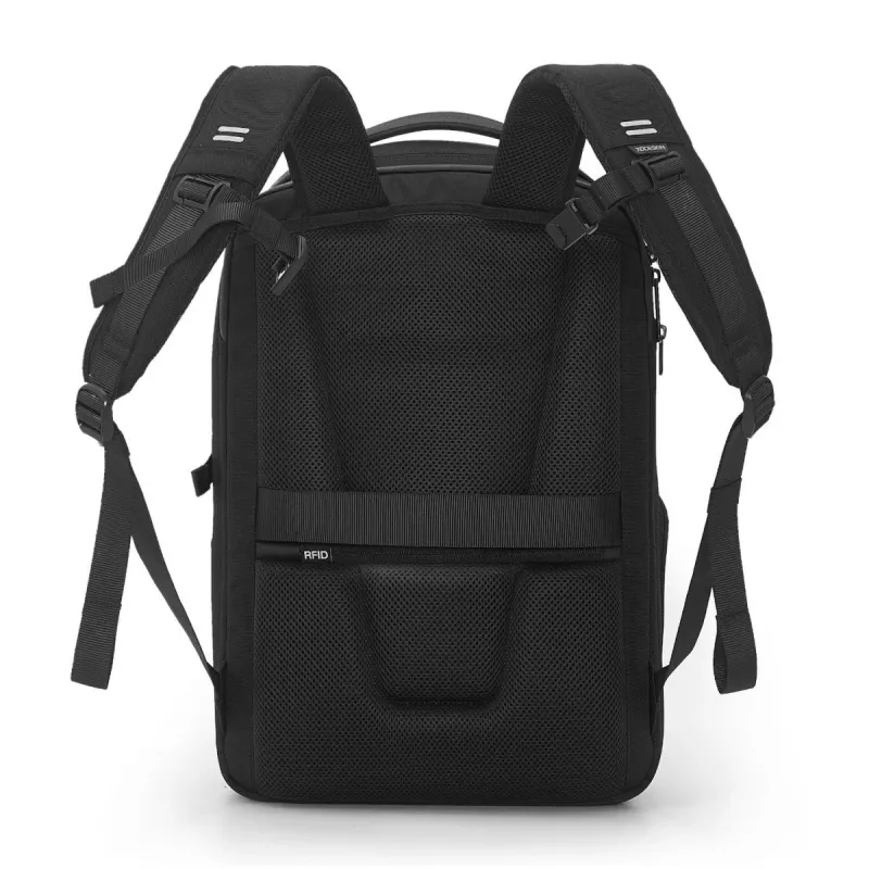 Rugzak XDDESIGN Bizz zwart — waterafstotend, licht, model P705.931
