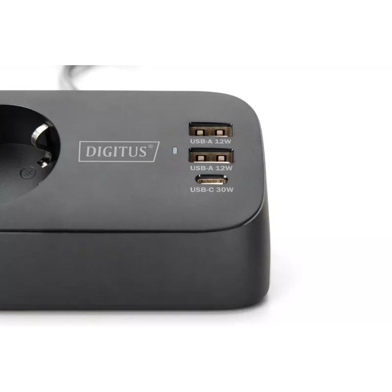 Meervoudig stopcontact DIGITUS 3-voudig met 2×USB-A & 1×USB-C, 3 AC-stopcontacten type E/F, 1,5 m kabel, zwart