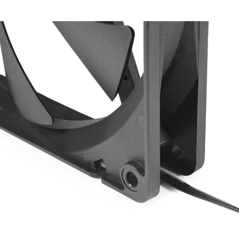 Alphacool Core 140-mm-PWM-behuizingsventilator 2500 tpm zwart