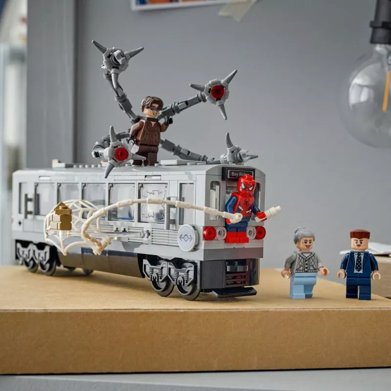 LEGO Marvel Super Heroes 76321 Spider-Man Doc Ock Subway Showdown bouwspeelgoed, 393 onderdelen, 4 minifiguren, leeftijd 9+