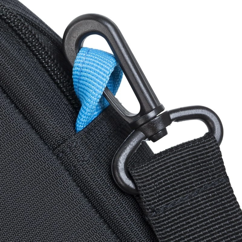 Rivacase 8037 39,6 cm (15.6) schoudertas zwart