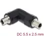 DC-holystekker-adapter DELOCK 5,5 x 2,5 mm bus-naar-bus met schroefhuls, 90° haaks, zwart