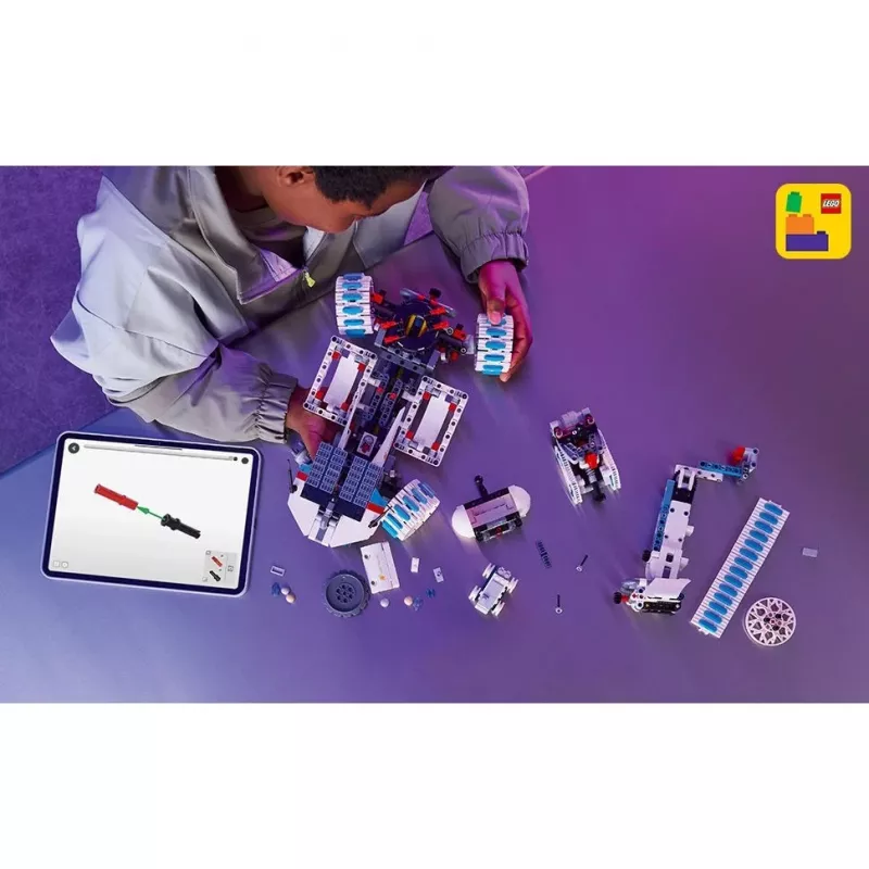 LEGO Technic 42211 Lunar Outpost maanrover, bouwset, 1082 stuks, 10+