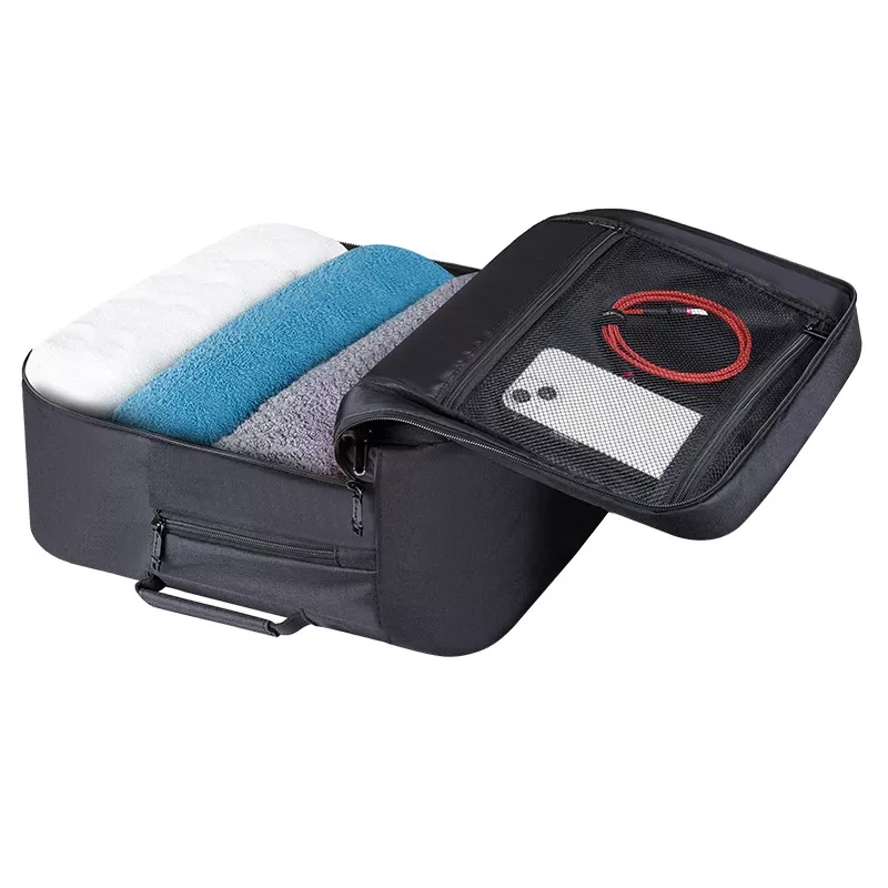 Tracer Squard 1 handbagagerugzak voor 15,6-inch laptops, 40 x 30 x 10-20 cm