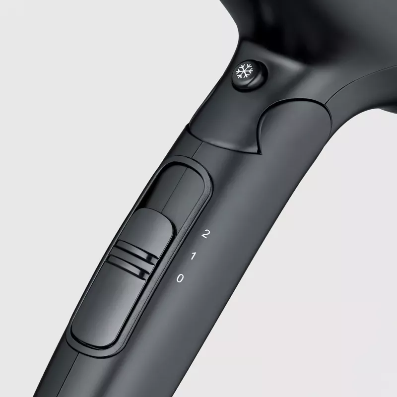 Haardroger SEVERIN HT 0159 — 1600 W, dual-spanning 110/220–240 V, 2 snelheden, koude luchttoets, 1,8 m kabel, zwart