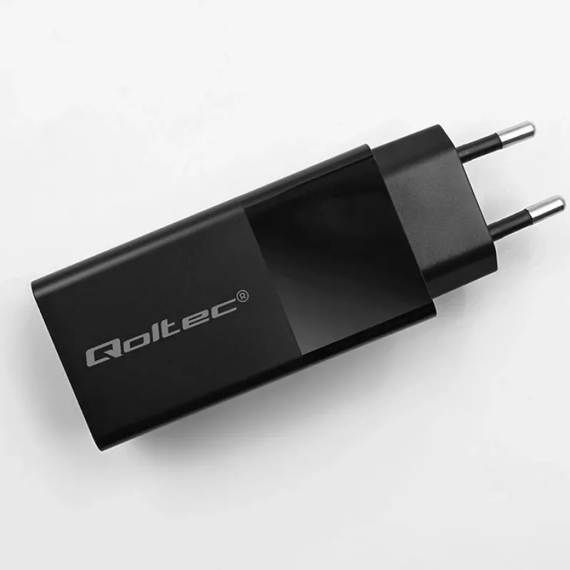 Qoltec 52382 GaN POWER PRO oplader | 1xUSB Type C | 1xUSB A | 100W | 5-20V | 1.5-5A | PD | zwart