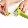 Knoflookpers met handgreep Ototo Design Garligator groen kunststof staal