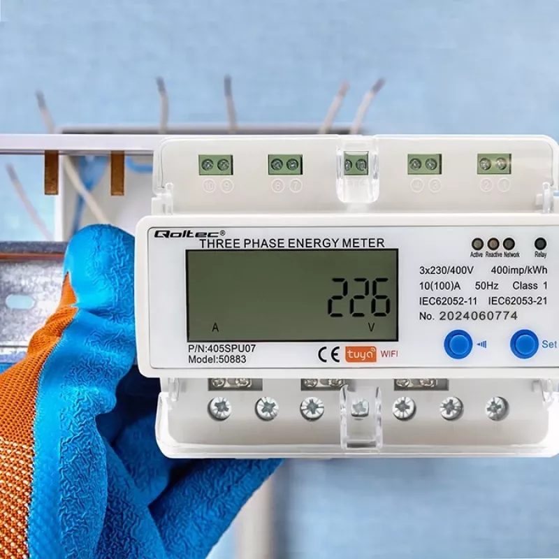 Driefasige energiemeter QOLTEC 50883 Wi‑Fi 400V met lcd-display