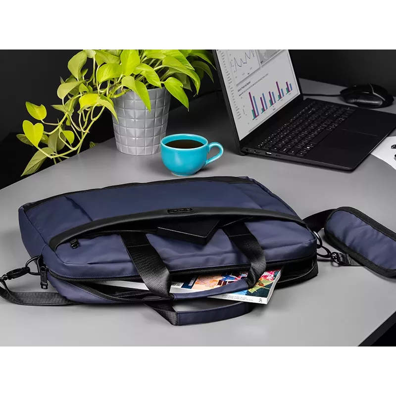 Laptoptas TRACER Tracer 47312 BL7 voor 15,6 inch – robuust design, gevoerd vak