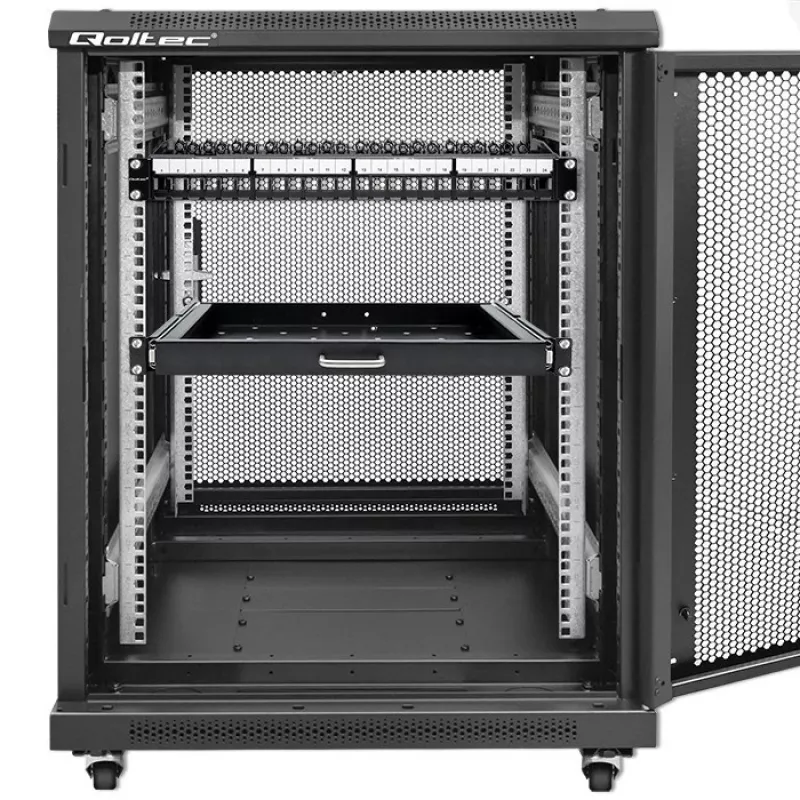 Qoltec 54516 patchpaneel voor 19-inch rack, 24 poorten, 1U, UTP, zwart