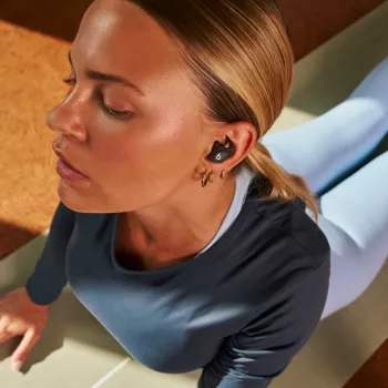 Draadloze in-ear oordopjes Apple Powerbeats Fit — IPX4 waterdicht, ANC, Bluetooth klasse 1, 7 uur afspelen (30 uur met etui), aanraakbediening, zwart