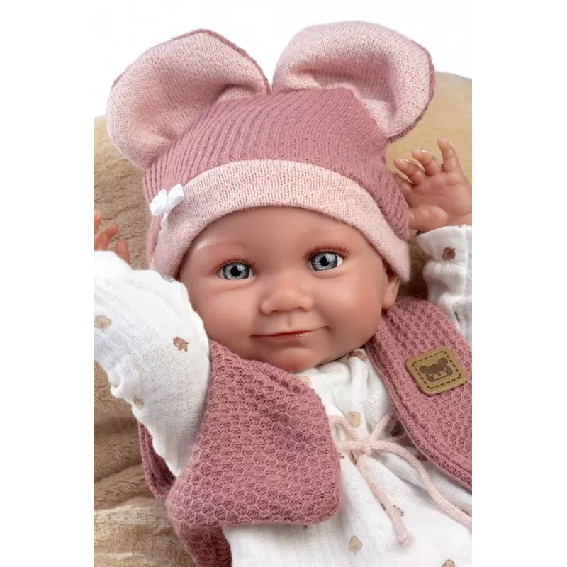 Pop Llorens 40 cm babyvinyl met realistische kenmerken en zachte lichaam