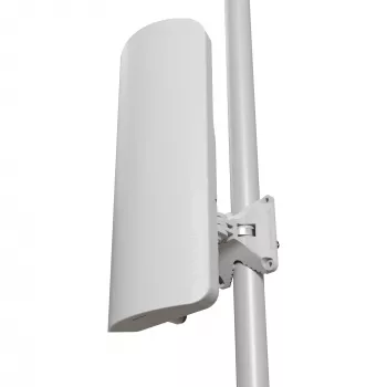 Mikrotik mANTBox ax 15s wit Power over Ethernet (PoE)