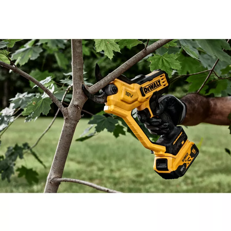 DeWALT DCMPP568N-XJ 18 V XR accu-snoeischaar, max. snijdikte 38 mm, 1,37 kg, geel/zwart, zonder accu en lader