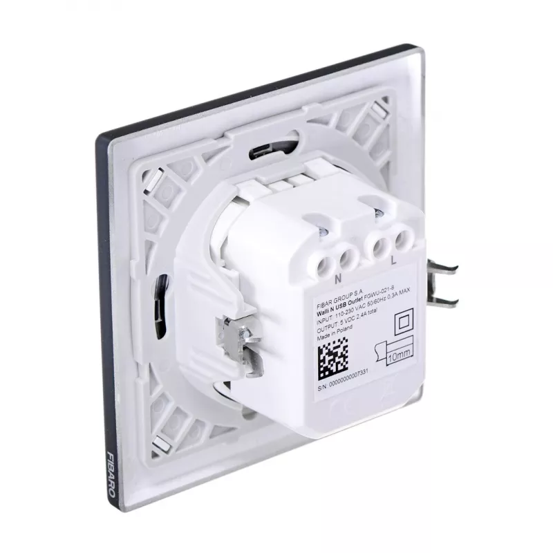 Fibaro FGWU-021-8 stopcontact 2x USB zwart