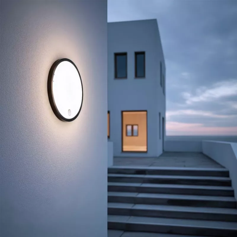 LED-lamp met PIR-sensor MACLEAN MCE525 B – buitenwandlamp, bewegingsgeactiveerde LED