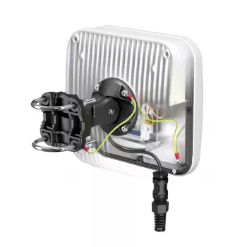 Richtantenne QuWireless QuMax — gerichte PoE/LAN-antenne 0,694–2,7 GHz, tot 6 dBi, wit