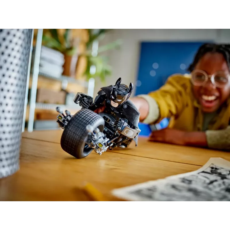 LEGO® DC Batman™: Betmenos bouwbare figuur en motor 76273