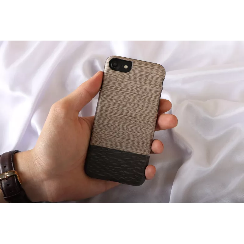 Man&Wood Lattis hoesje voor iPhone 7/8, zwart