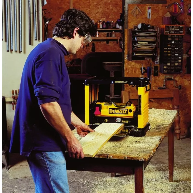 DeWALT DW733 vlak- en vandiktebank 1800 W 10000 t/min