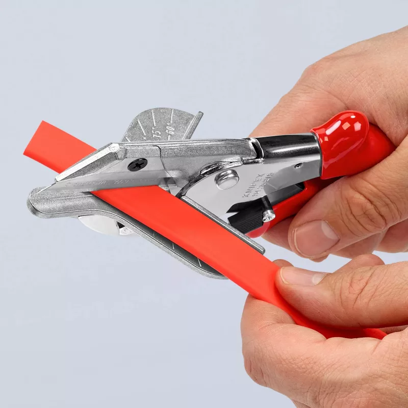 Knipex 94 35 215 Verstekschaar voor kunststof en rubberen profielen, 215 mm