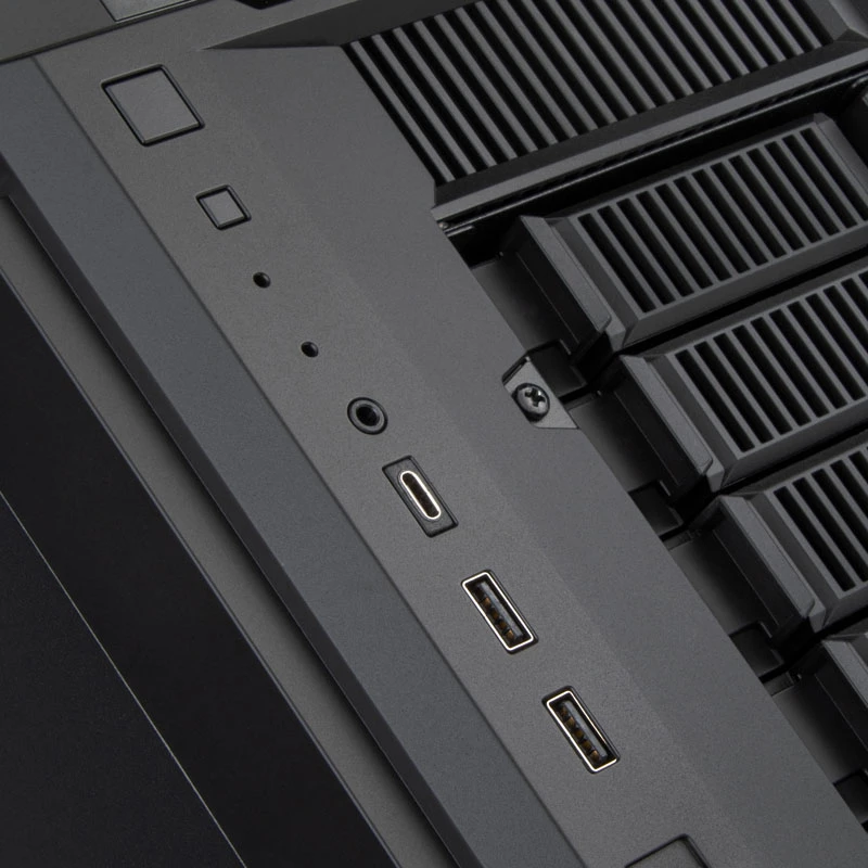 Silverstone CS382 zwart