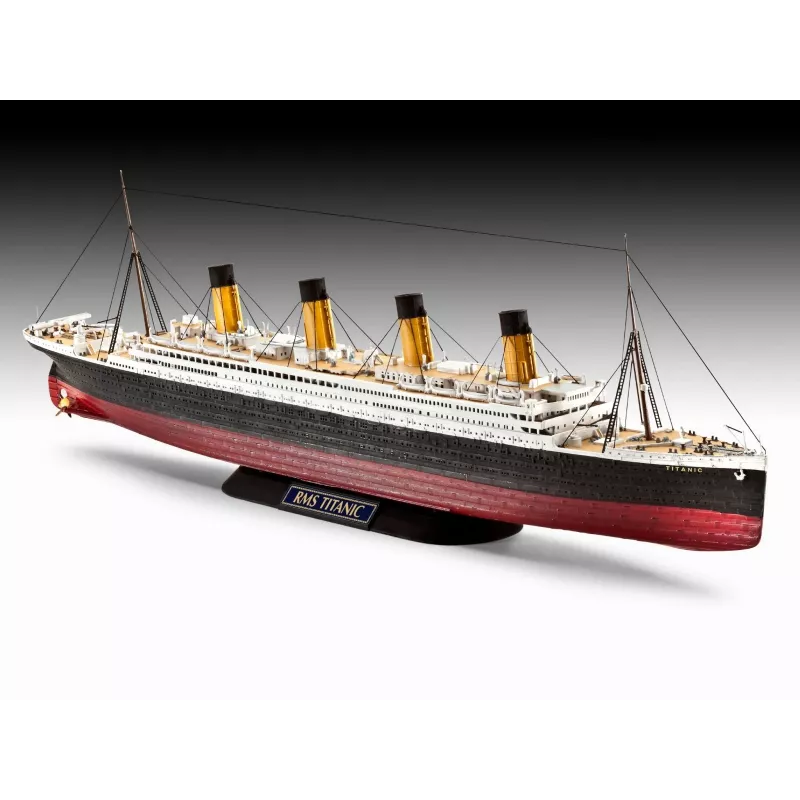 Revell 1/700 schaal RMS Titanic modelbouwpakket