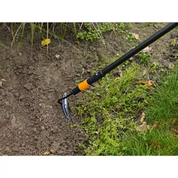 Schoffel Push Fiskars 1000677 — tuinschoffel voor bodembewerking met ergonomische greep