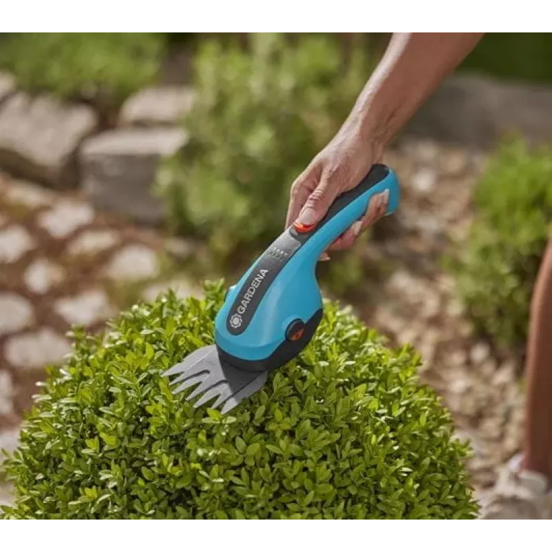 ClassicCut Li accu-grasschaar 3,6 volt turquoise zwart Li-ion-accu 2,5 Ah
