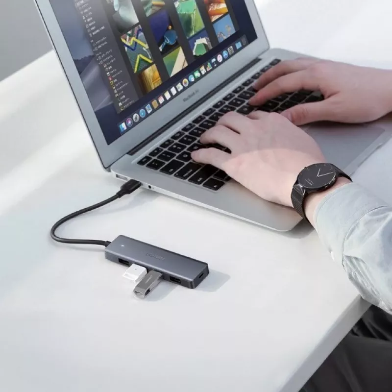 Ugreen hub 4-in-1 USB-C-adapter naar 4× USB 3.0 + USB-C grijs