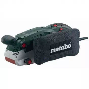 Metabo BAE 75. Bandschuurmachine, stofreservoir type vacuümzak. Vermogen 1010 W, gewicht 4,7 kg, afmeting schuurplaat (BxD) 75 x 533 mm, spansysteem