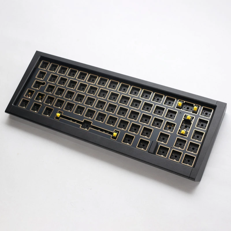 Ducky Outlaw 65 toetsenbord universeel USB zwart
