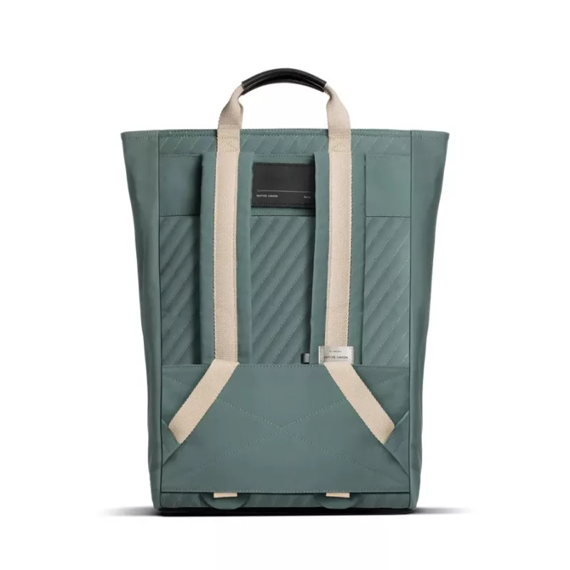 Lässiger rugzak Native Union W.F.A Backpack groen 100% gerecycled PET