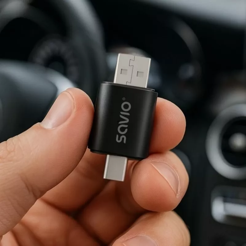Savio TR-17 draadloze CarPlay- en Android Auto-adapter