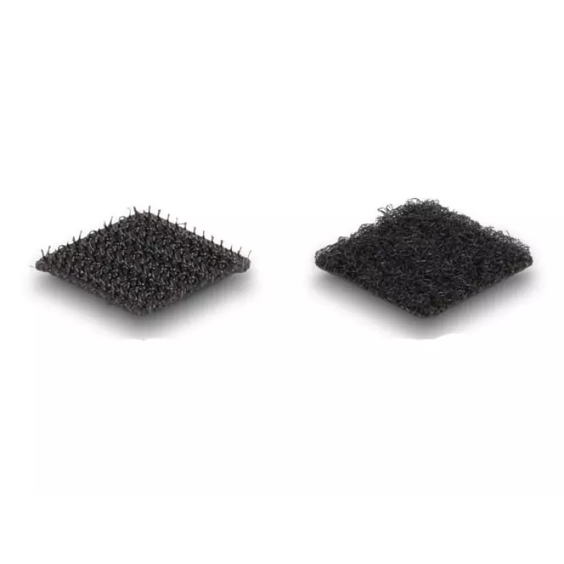 DeLOCK klittenbandpunten vierkant zelfklevend 64 stuks zwart